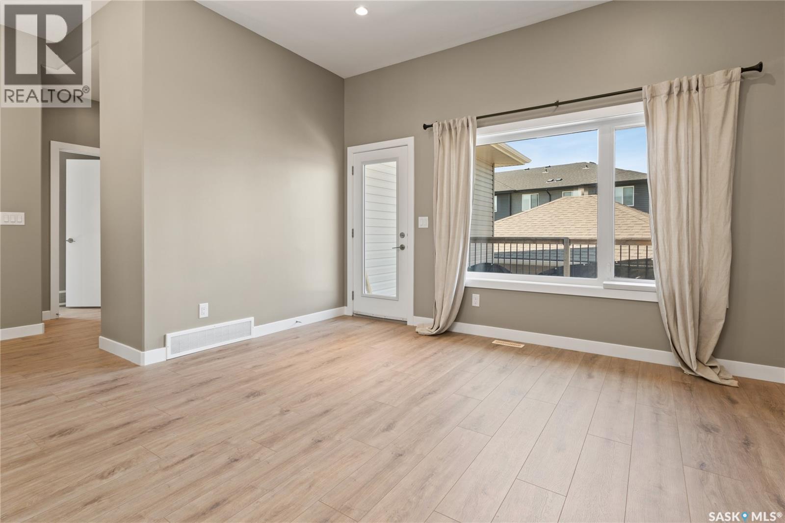 622 Glacial Shores Way, Saskatoon, SK - Indoor Photo Showing Other Room