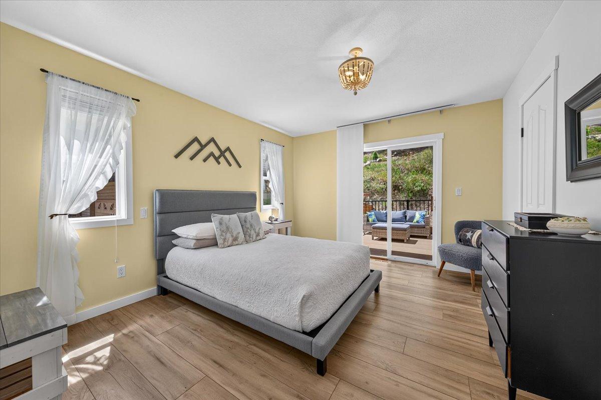 1810 15Th Avenue, Invermere, BC