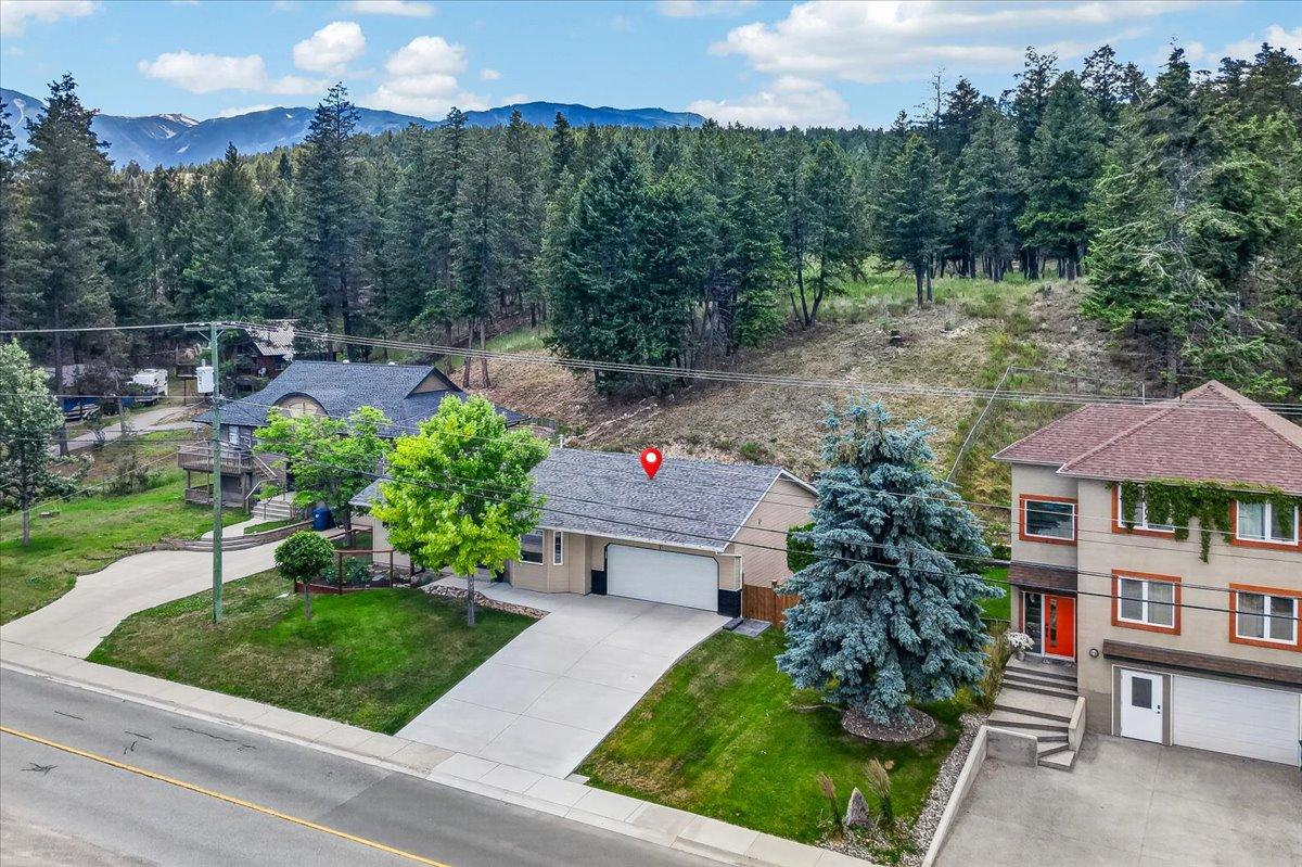 1810 15Th Avenue, Invermere, BC