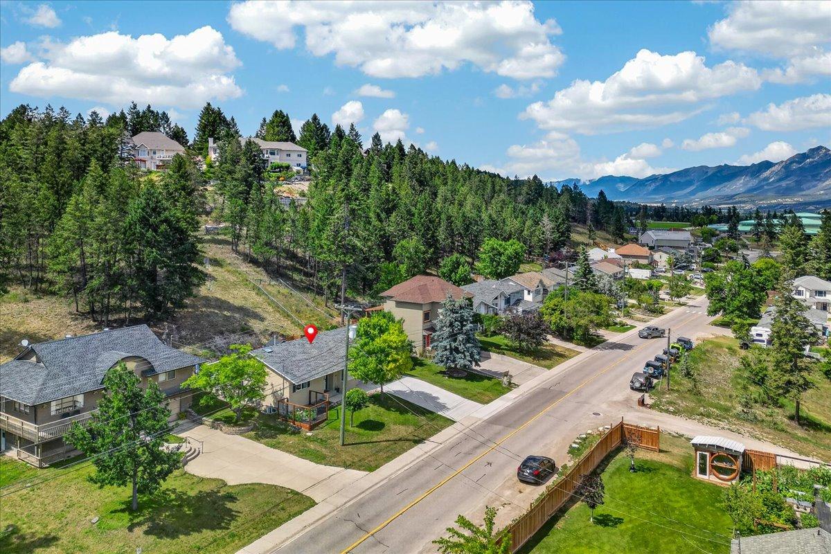1810 15Th Avenue, Invermere, BC