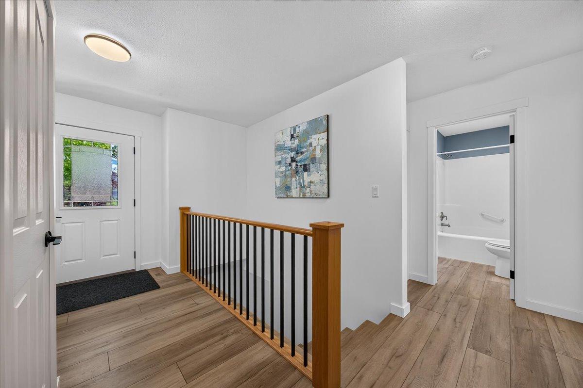 1810 15Th Avenue, Invermere, BC