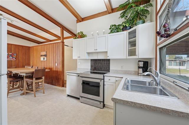 23 Iroquois Bay, Winnipeg, MB