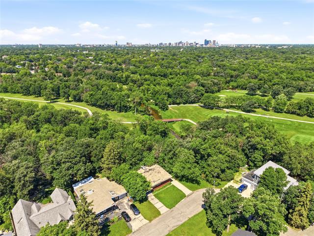 23 Iroquois Bay, Winnipeg, MB