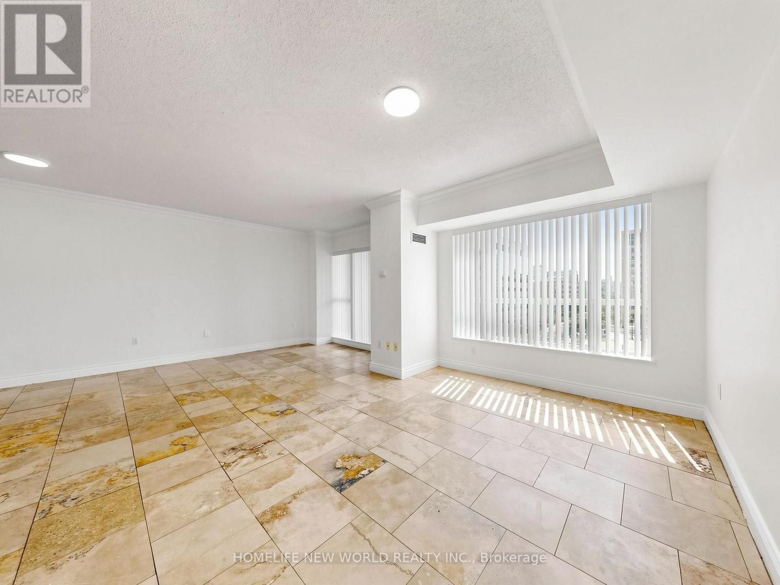 #708 - 887 Bay Street, Toronto, ON