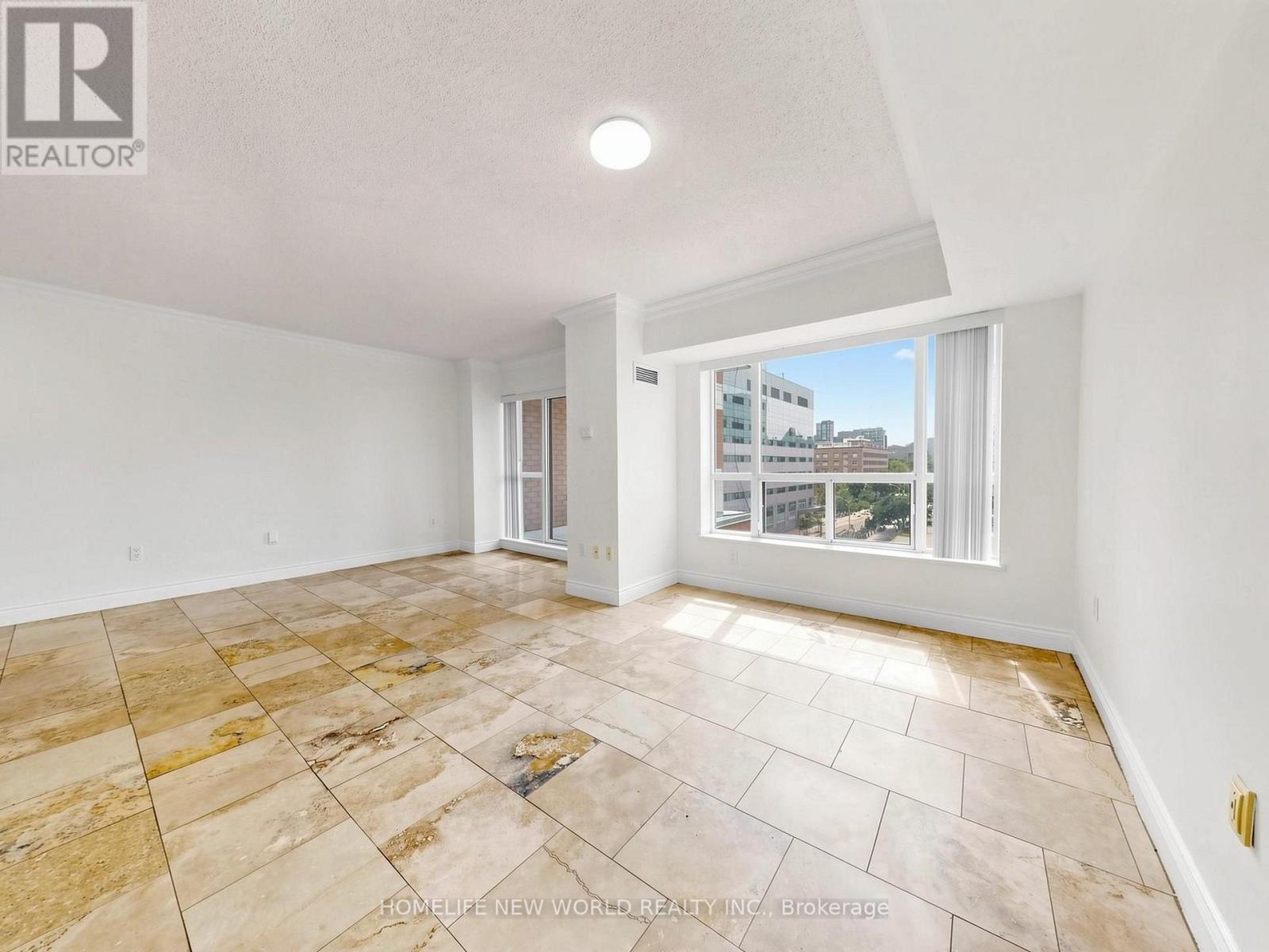 #708 - 887 Bay Street, Toronto, ON