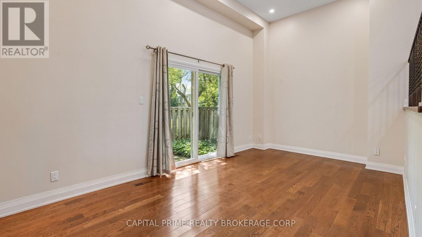 36 - 250 Bridletowne Circle, Toronto, ON - Indoor Photo Showing Other Room