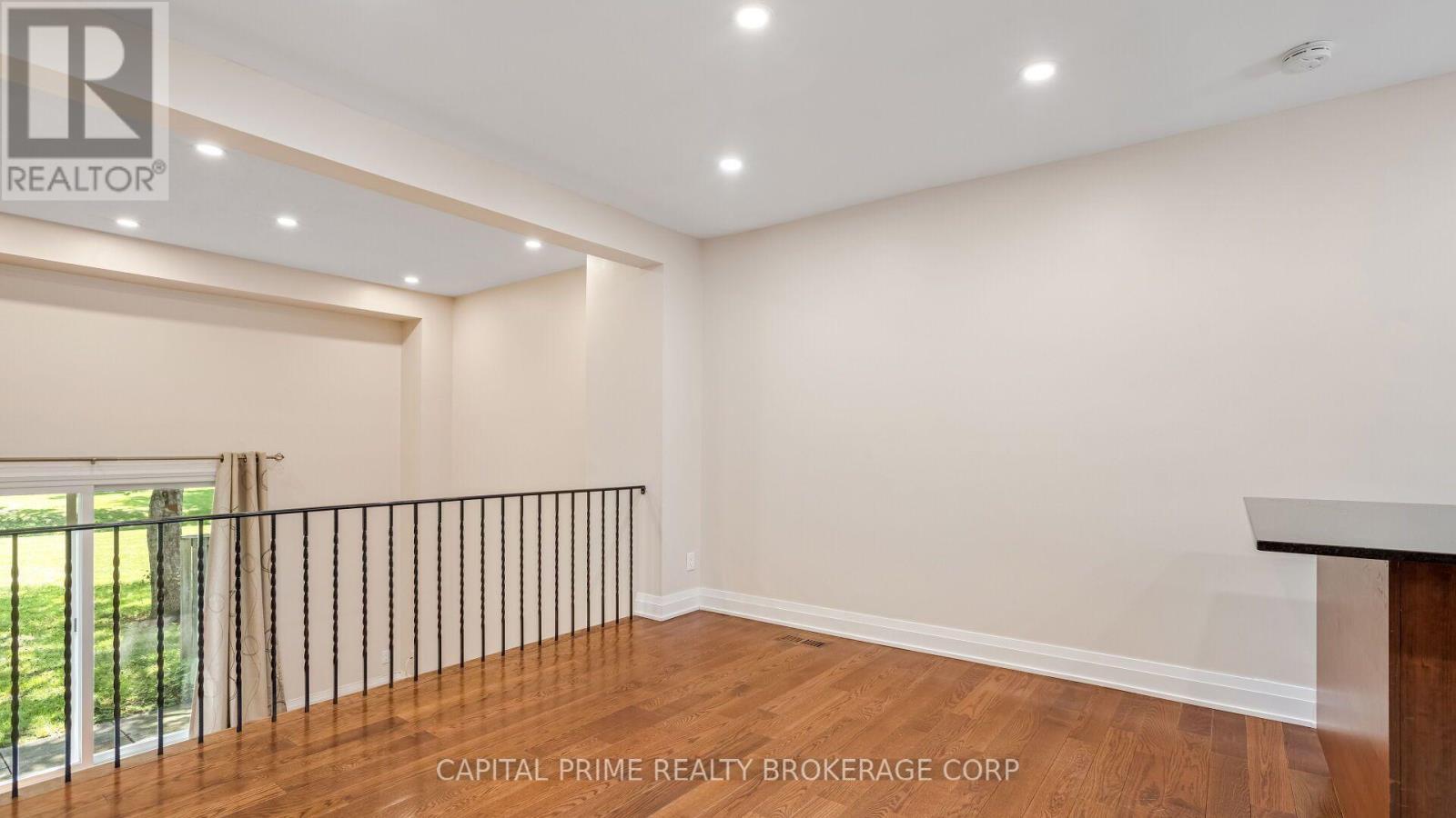 36 - 250 Bridletowne Circle, Toronto, ON - Indoor Photo Showing Other Room
