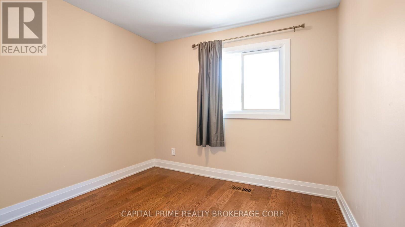 36 - 250 Bridletowne Circle, Toronto, ON - Indoor Photo Showing Other Room