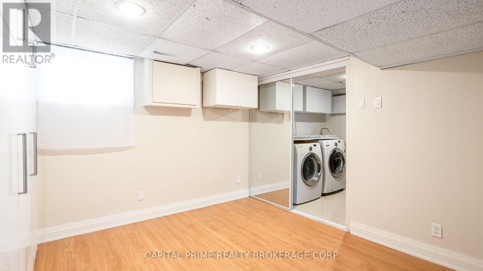 36 - 250 Bridletowne Circle, Toronto, ON - Indoor Photo Showing Laundry Room