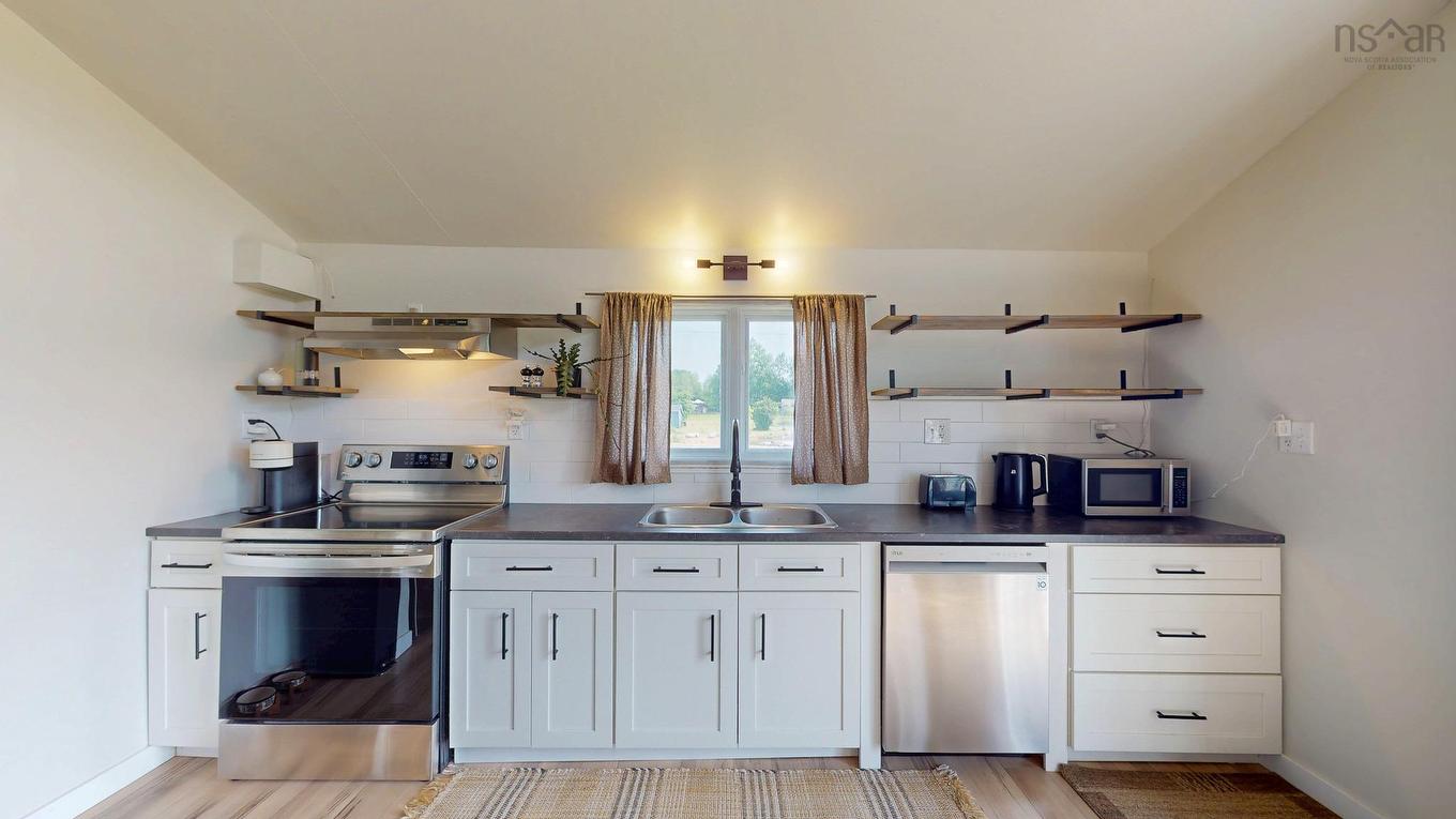 4236 Highway 14, Windsor Forks, NS - Indoor Photo Showing Kitchen With Double Sink