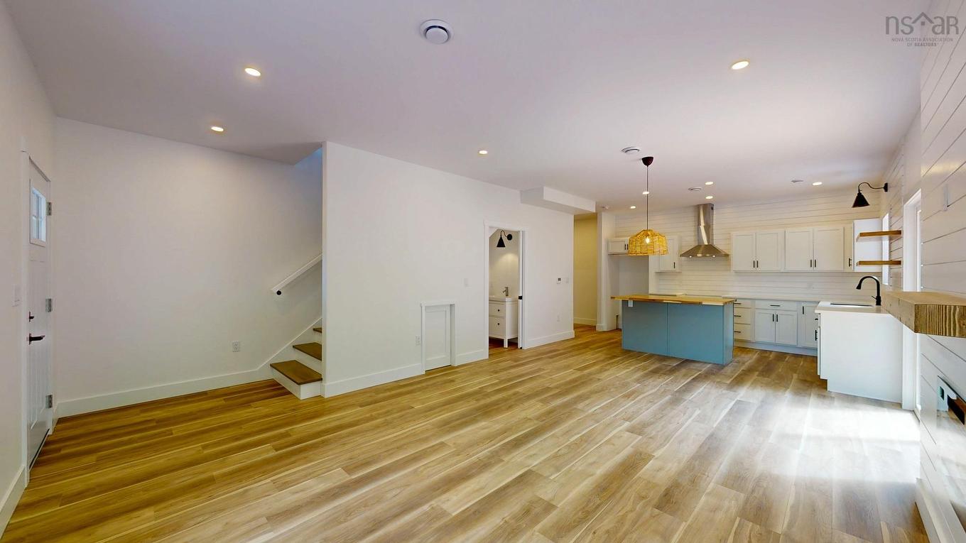 496 Highland Avenue, Windsor, NS - Indoor Photo Showing Kitchen