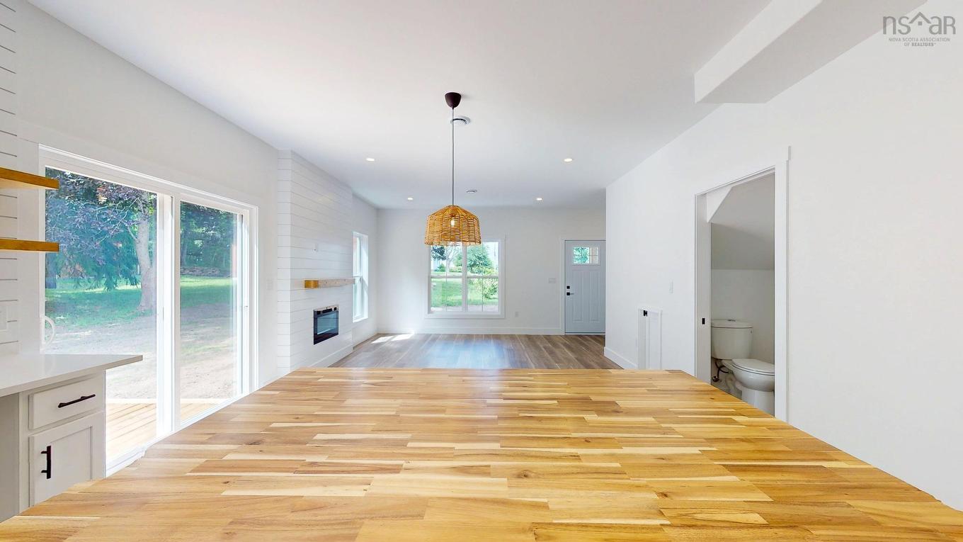 496 Highland Avenue, Windsor, NS - Indoor Photo Showing Other Room