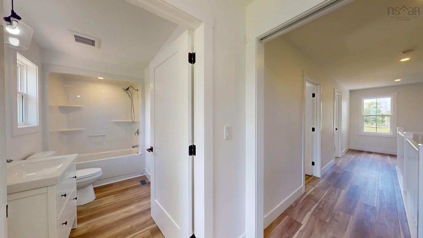 496 Highland Avenue, Windsor, NS - Indoor Photo Showing Other Room