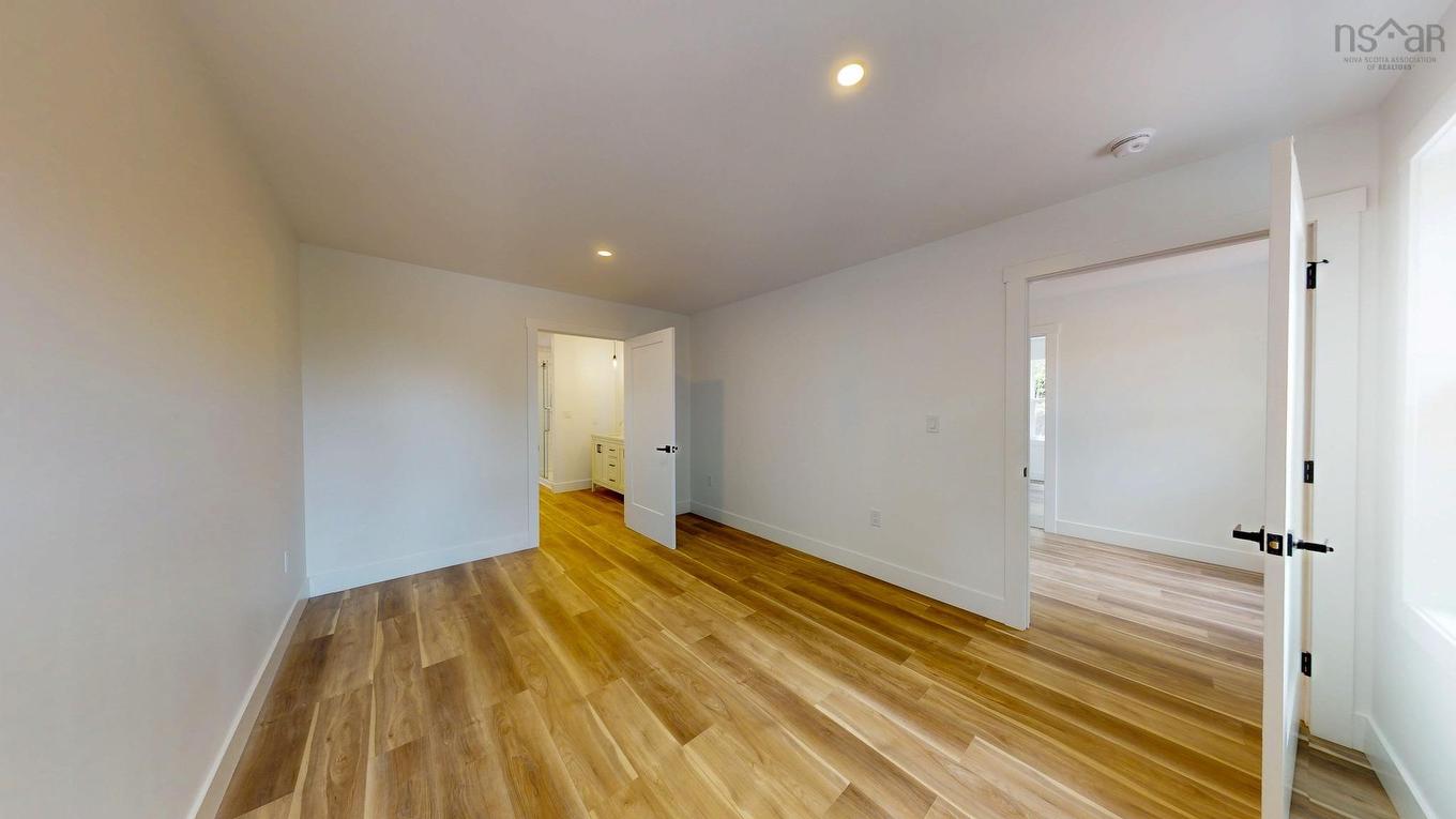 496 Highland Avenue, Windsor, NS - Indoor Photo Showing Other Room
