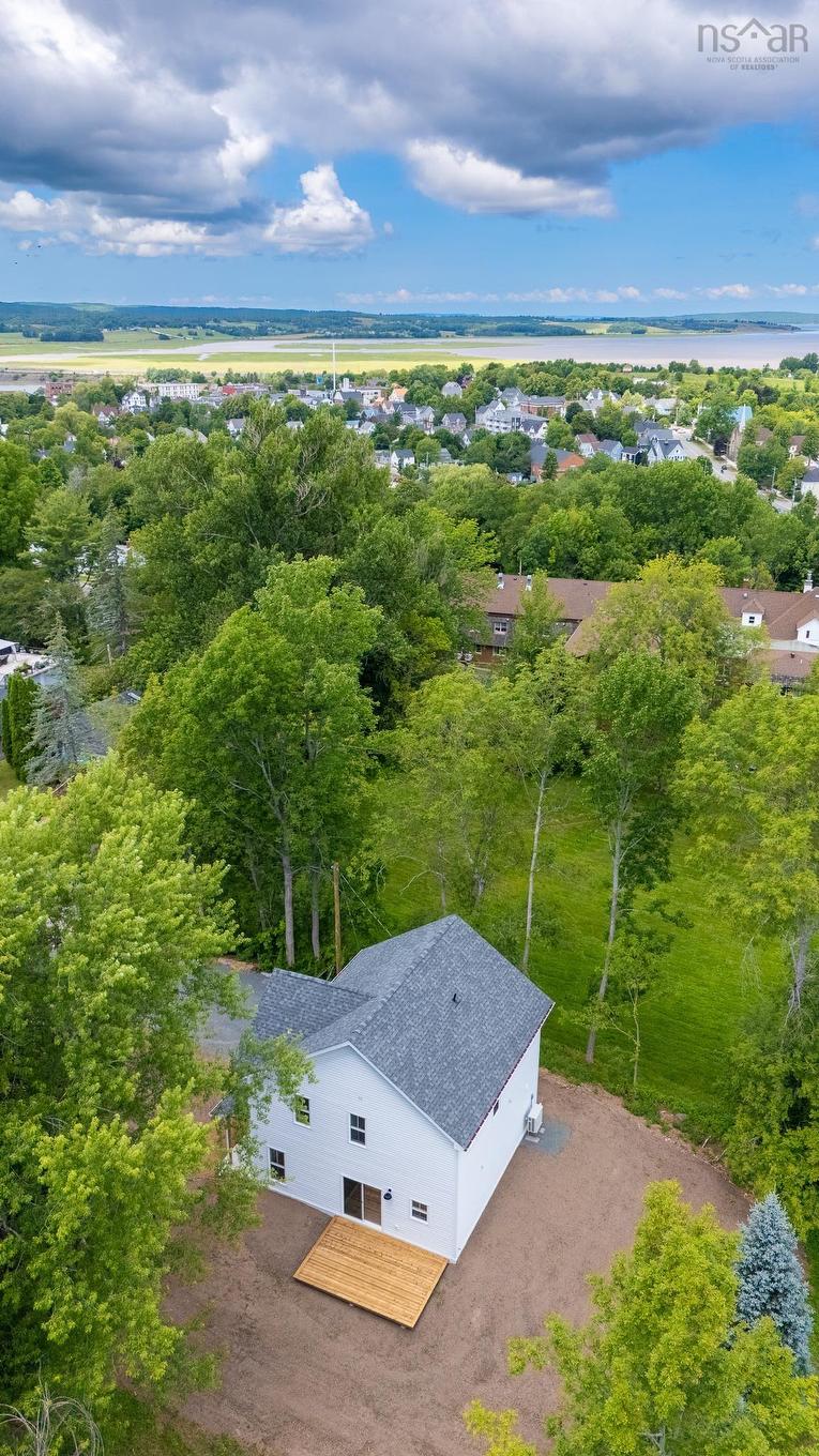 496 Highland Avenue, Windsor, NS - Outdoor