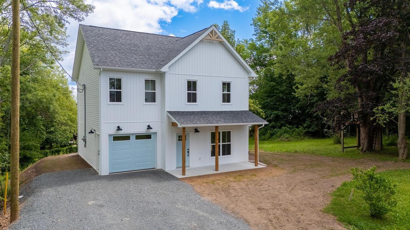 496 Highland Avenue, Windsor, NS - Outdoor With Exterior