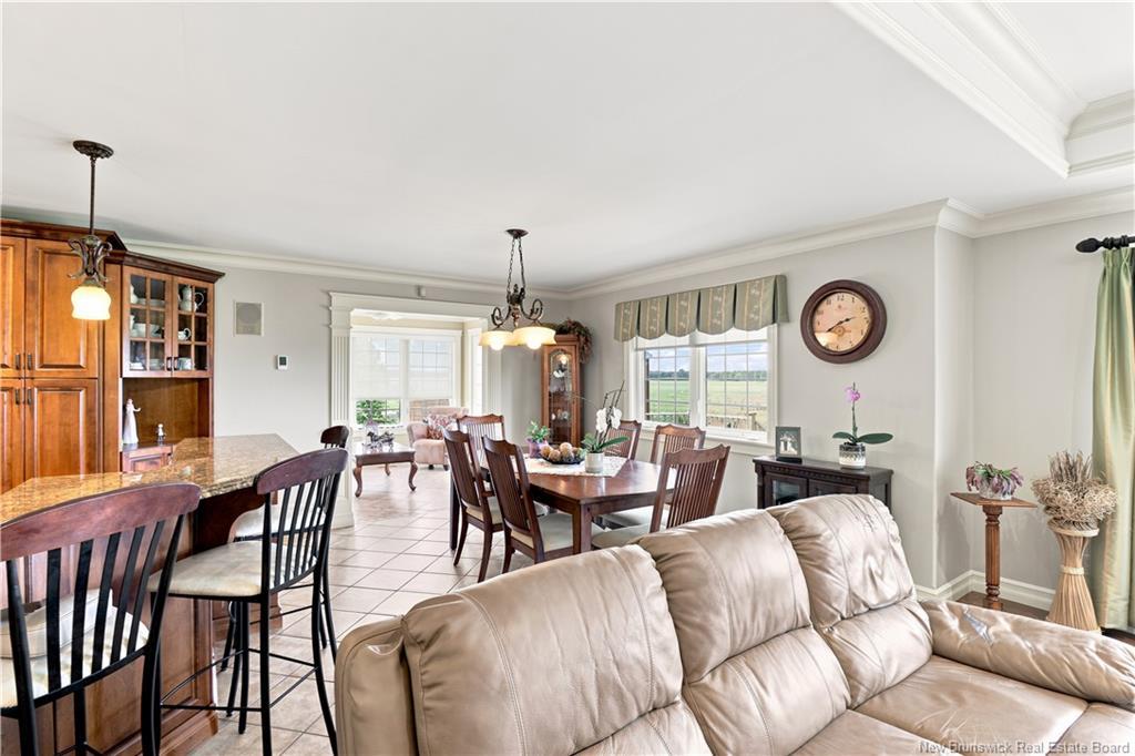 51 Bayshore Dr, Bathurst, NB