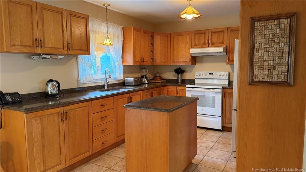 56 Premiere Ave, Sainte-Anne-De-Madawaska, NB