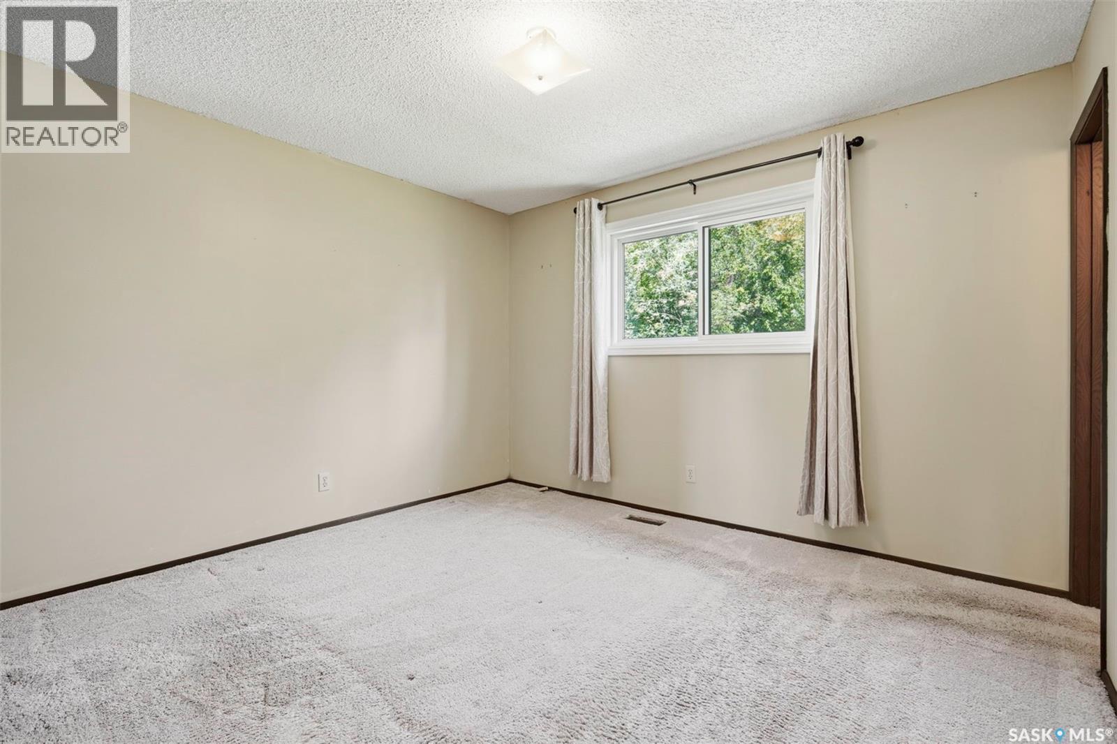 530 Wathaman Crescent, Saskatoon, SK