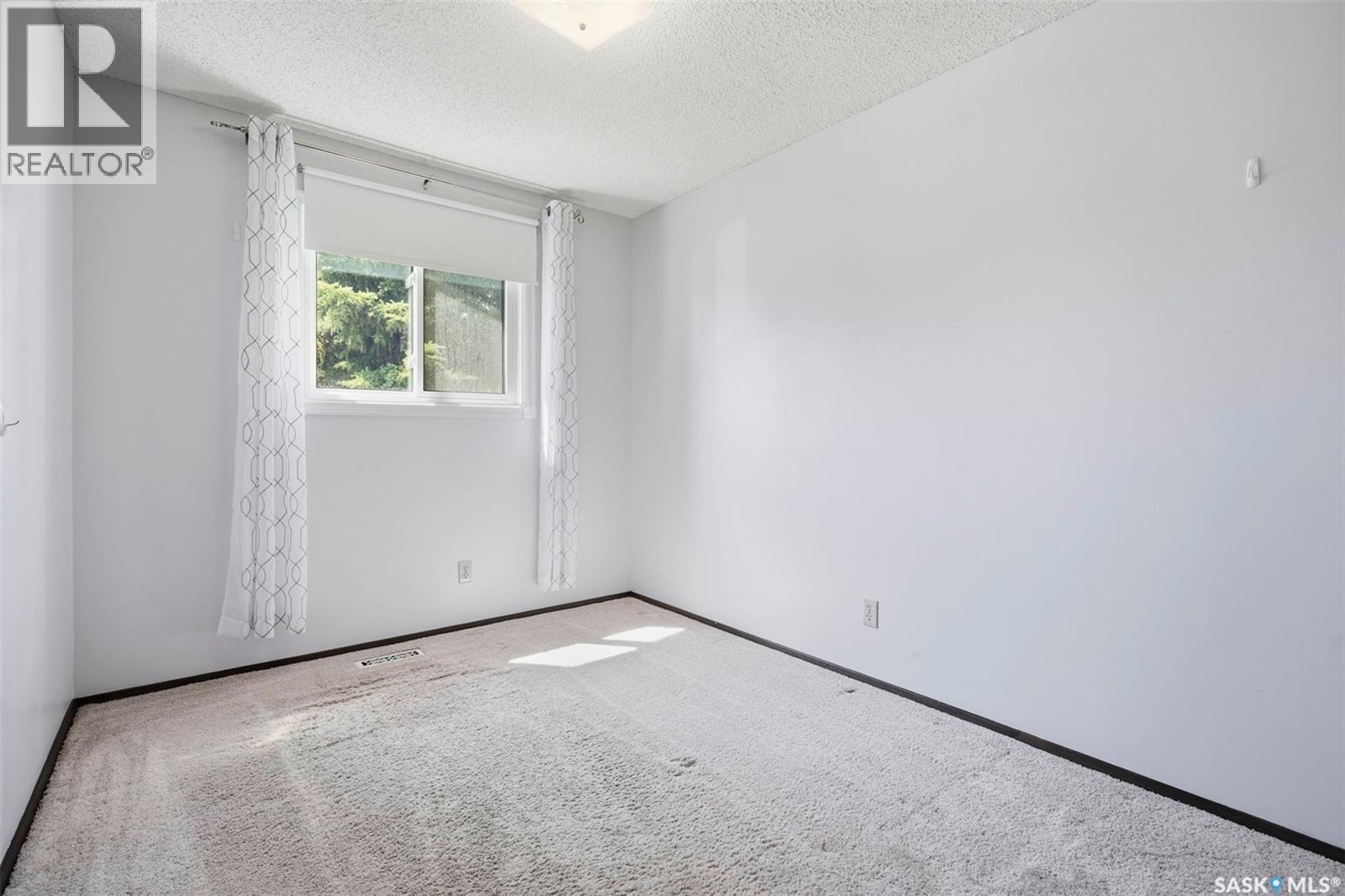530 Wathaman Crescent, Saskatoon, SK