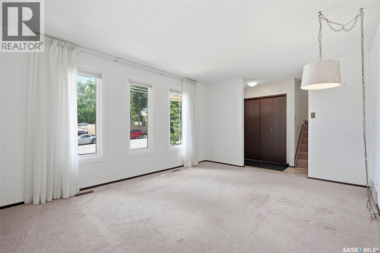530 Wathaman Crescent, Saskatoon, SK