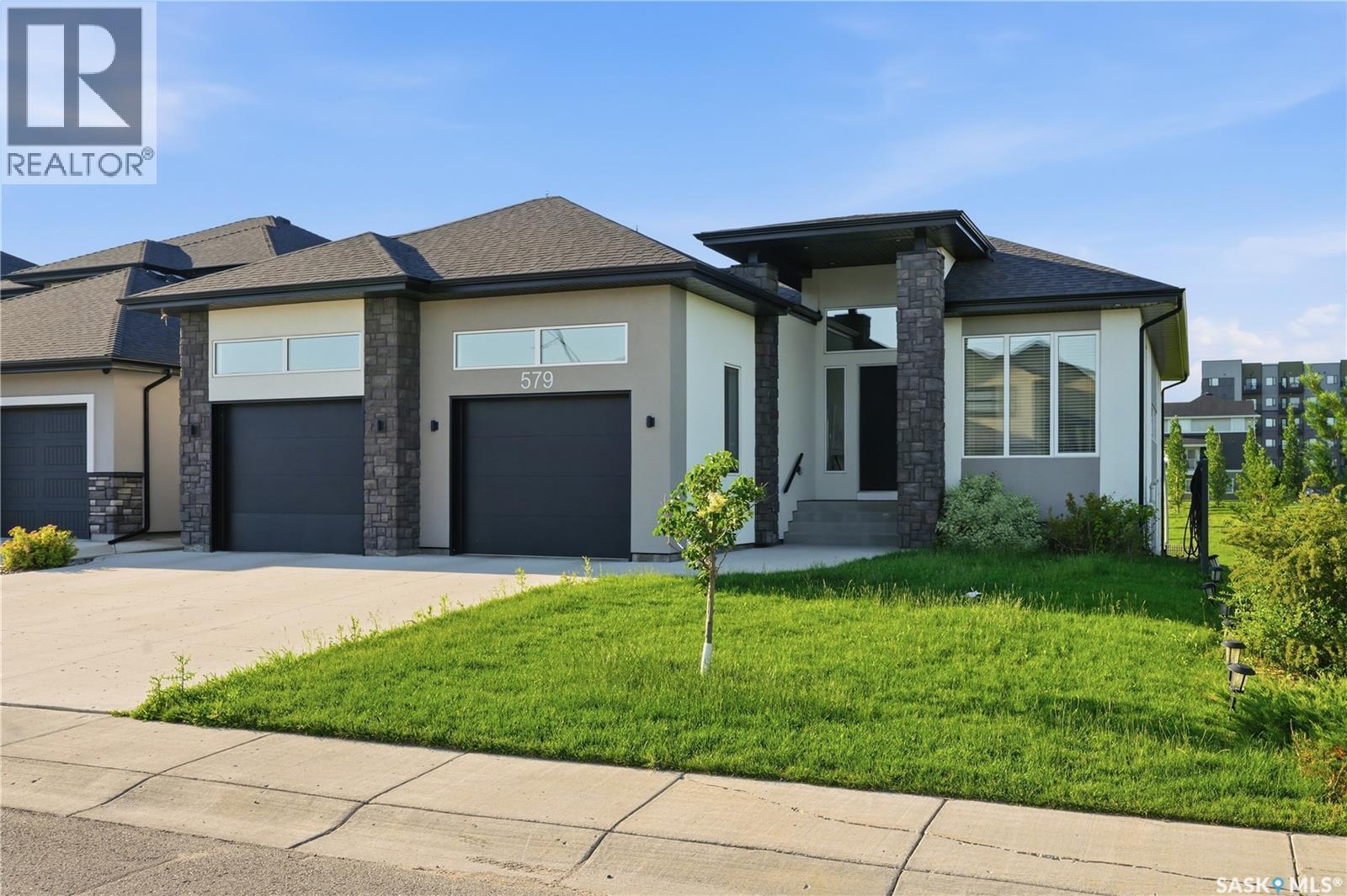 579 Boykowich Crescent, Saskatoon, SK