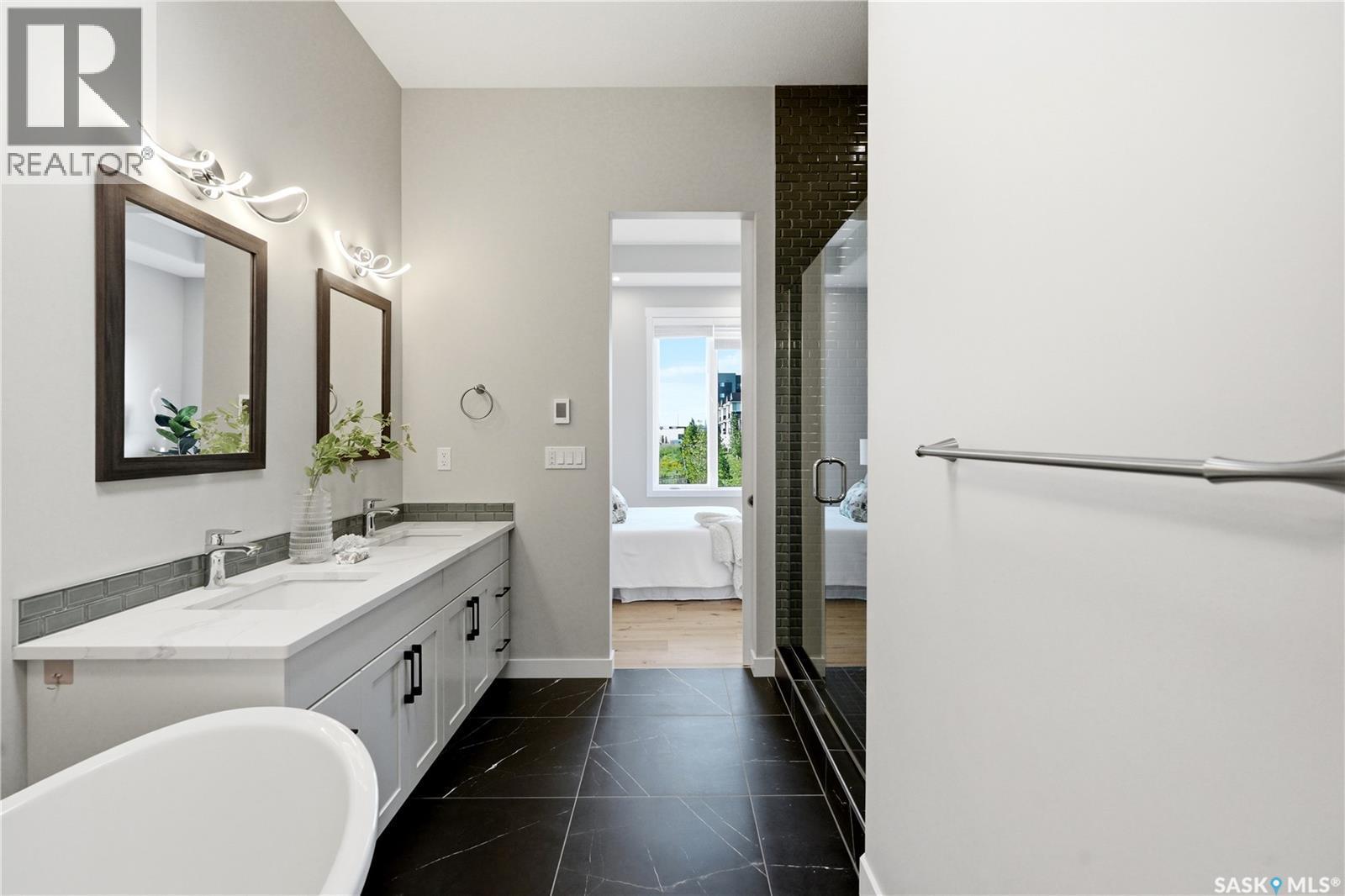 579 Boykowich Crescent, Saskatoon, SK