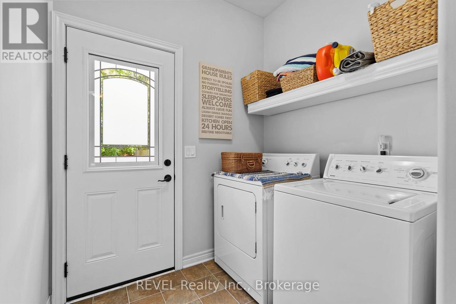 16 Maracay Way, St. Catharines (Grapeview), ON - Indoor Photo Showing Laundry Room