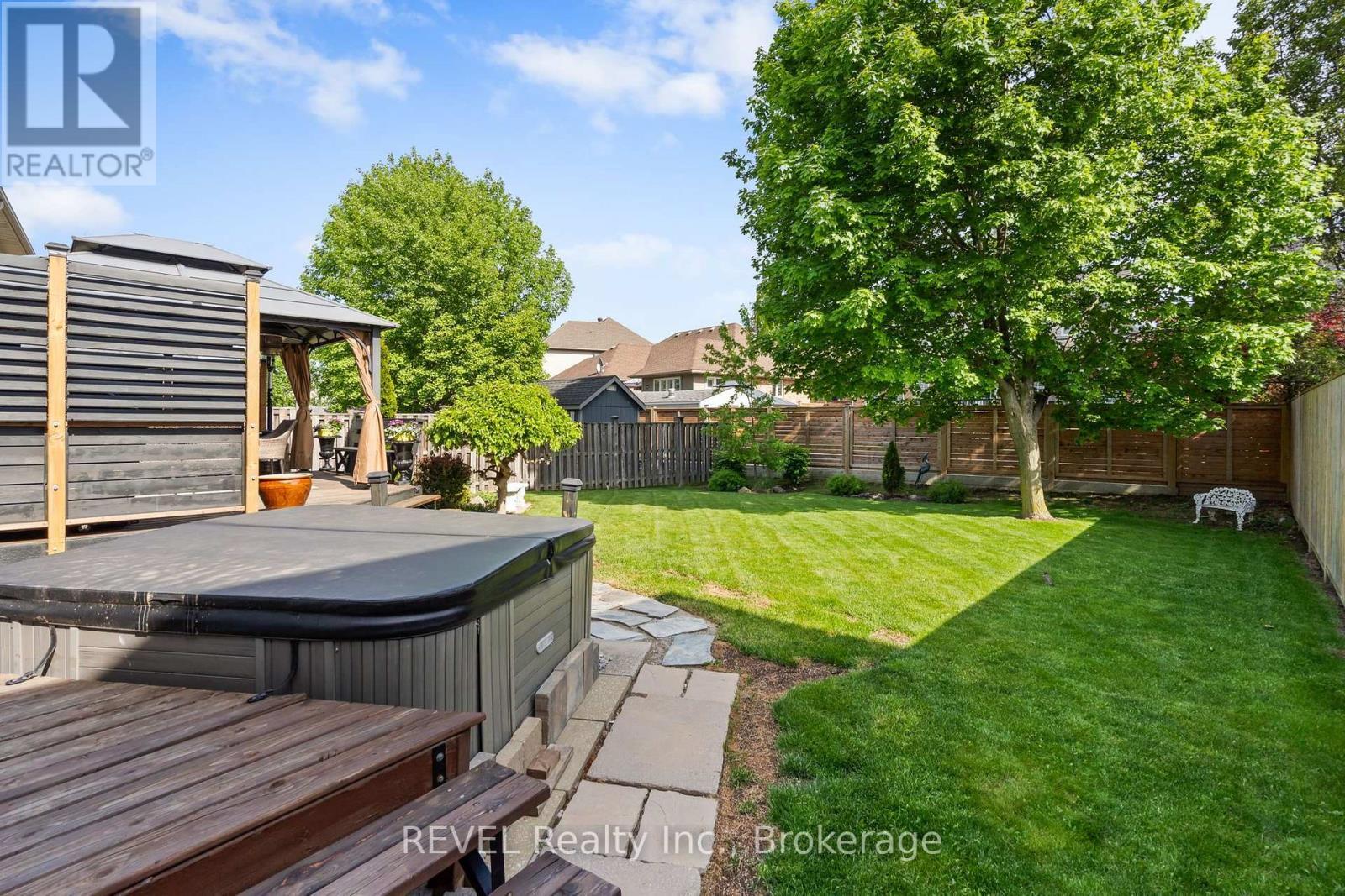 16 Maracay Way, St. Catharines (Grapeview), ON - Outdoor With Deck Patio Veranda