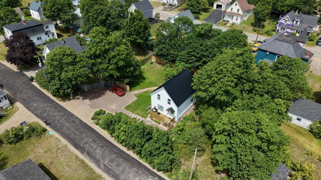 21 Prince Street, Parrsboro, NS