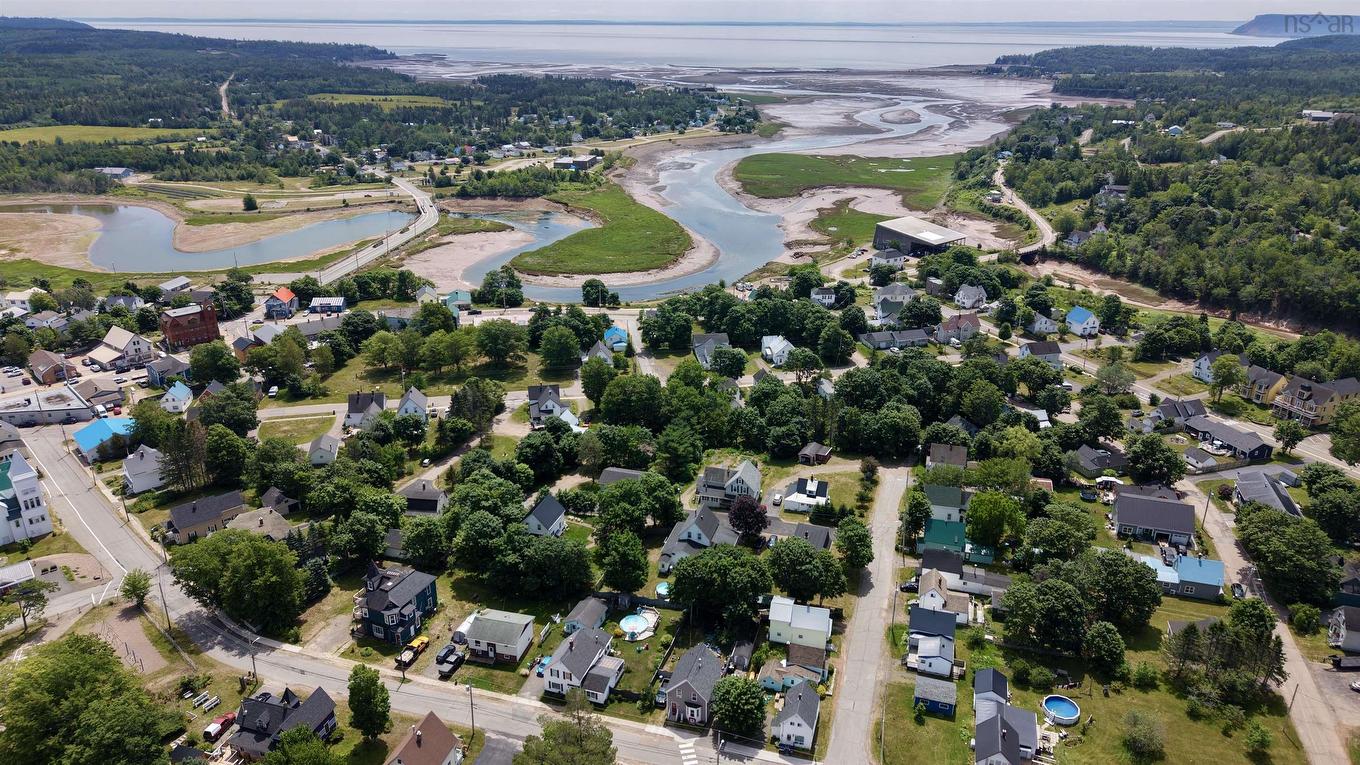 21 Prince Street, Parrsboro, NS