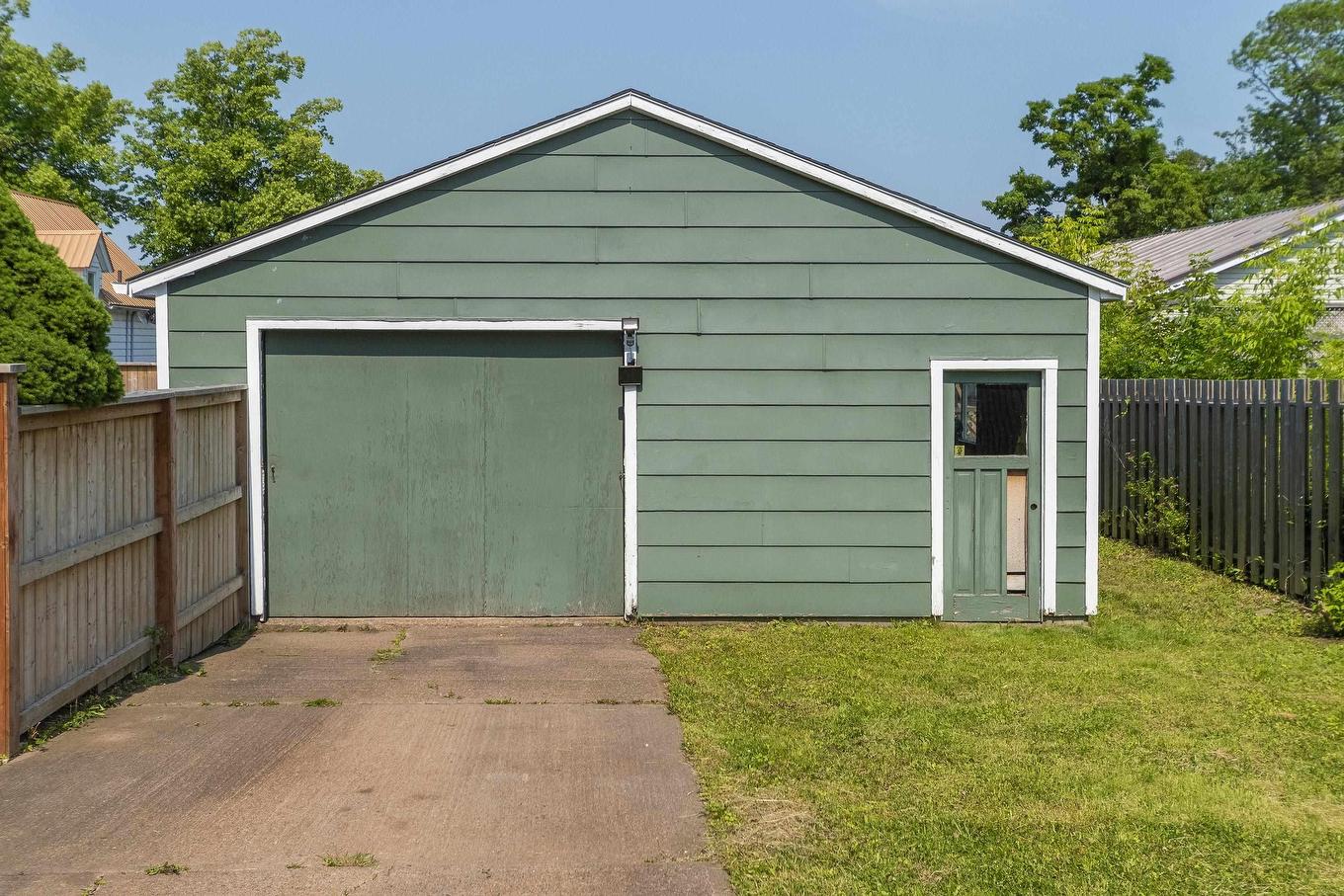 453 Pleasant Street, New Glasgow, NS