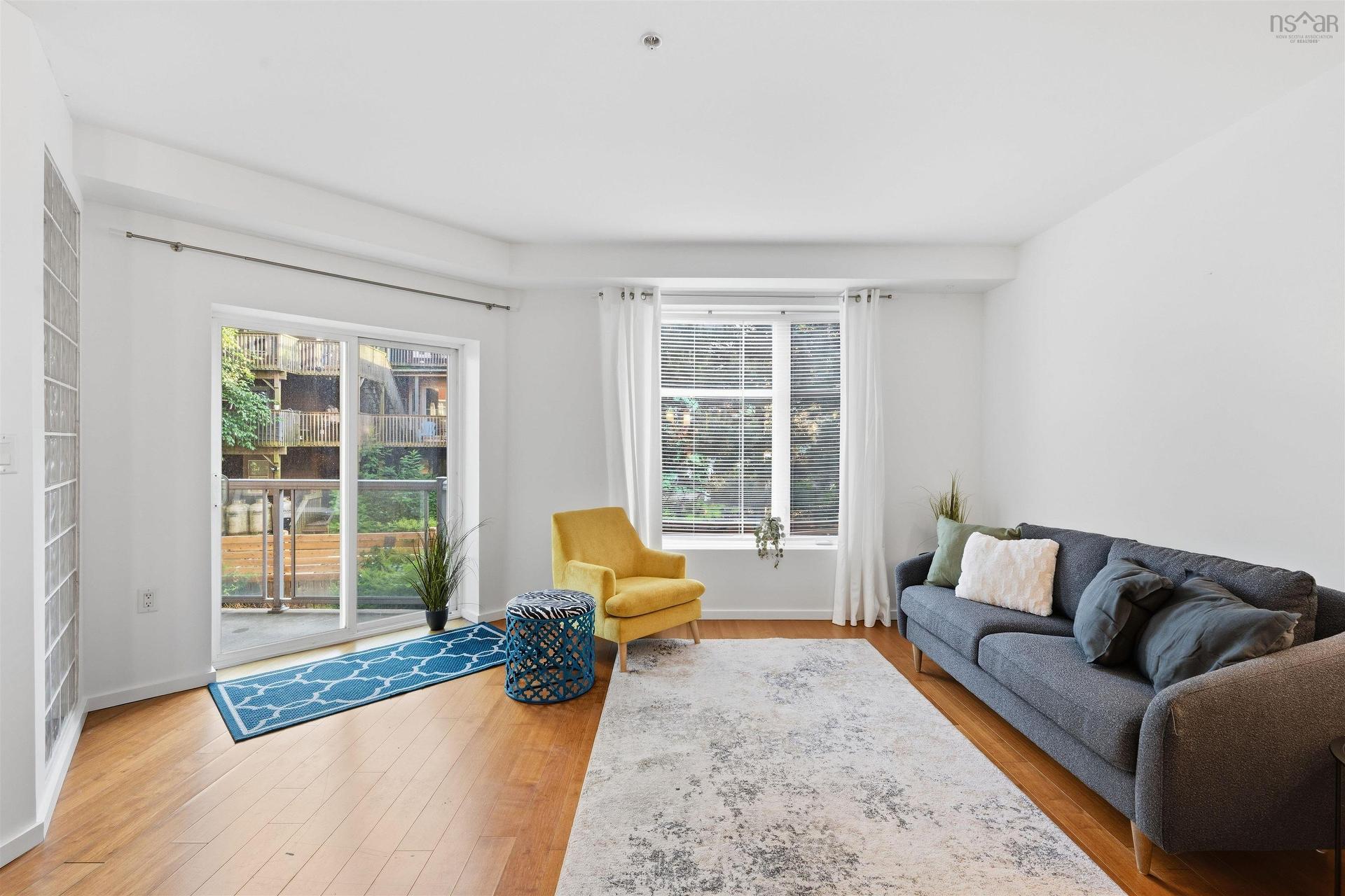216 5221 Nora Bernard Street, Halifax Peninsula, NS
