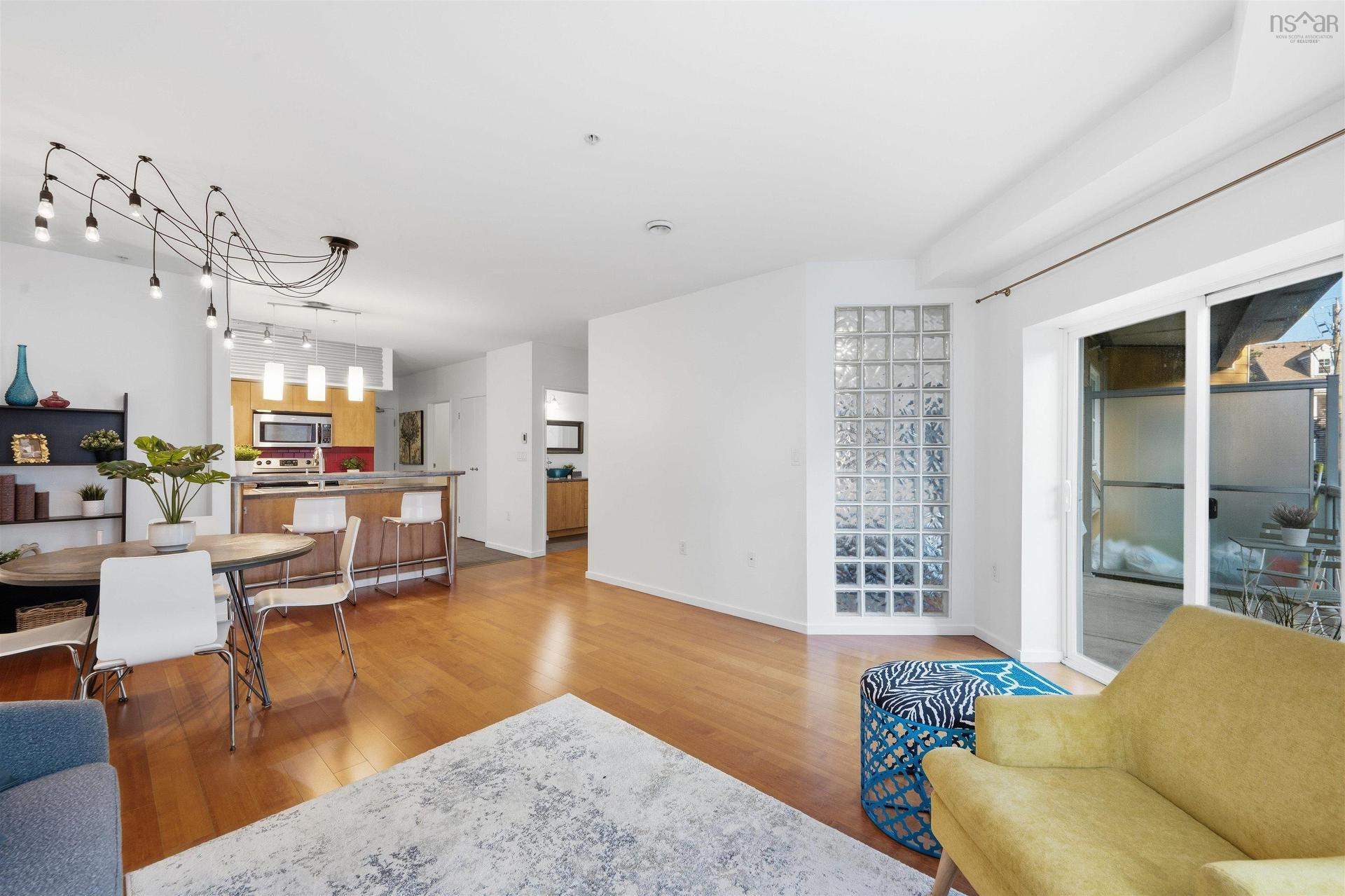 216 5221 Nora Bernard Street, Halifax Peninsula, NS