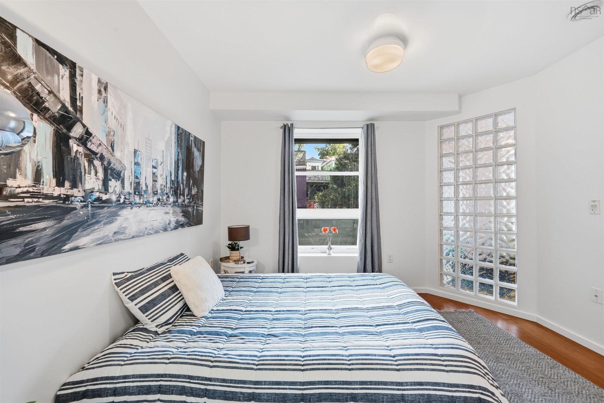 216 5221 Nora Bernard Street, Halifax Peninsula, NS