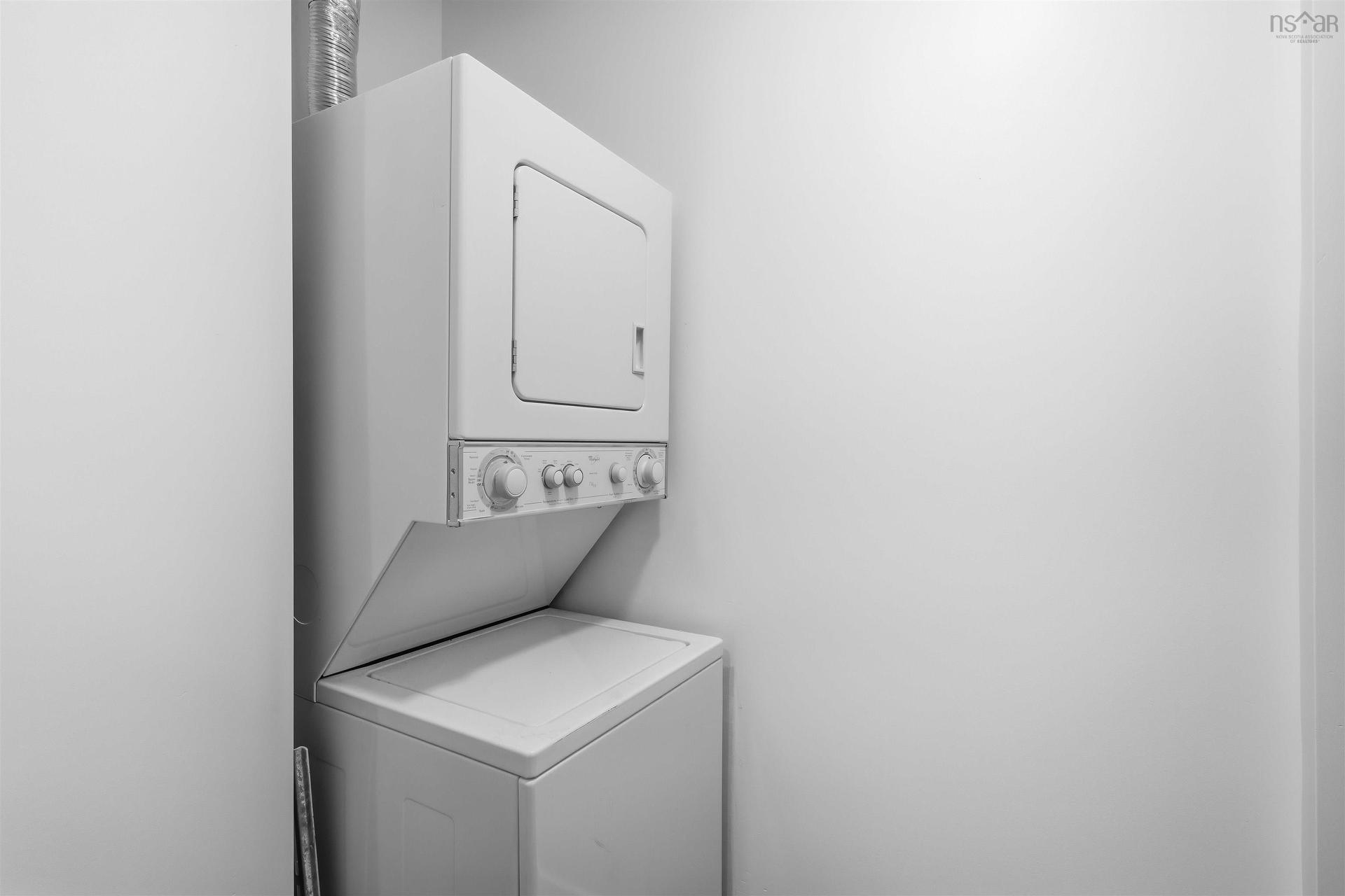 216 5221 Nora Bernard Street, Halifax Peninsula, NS