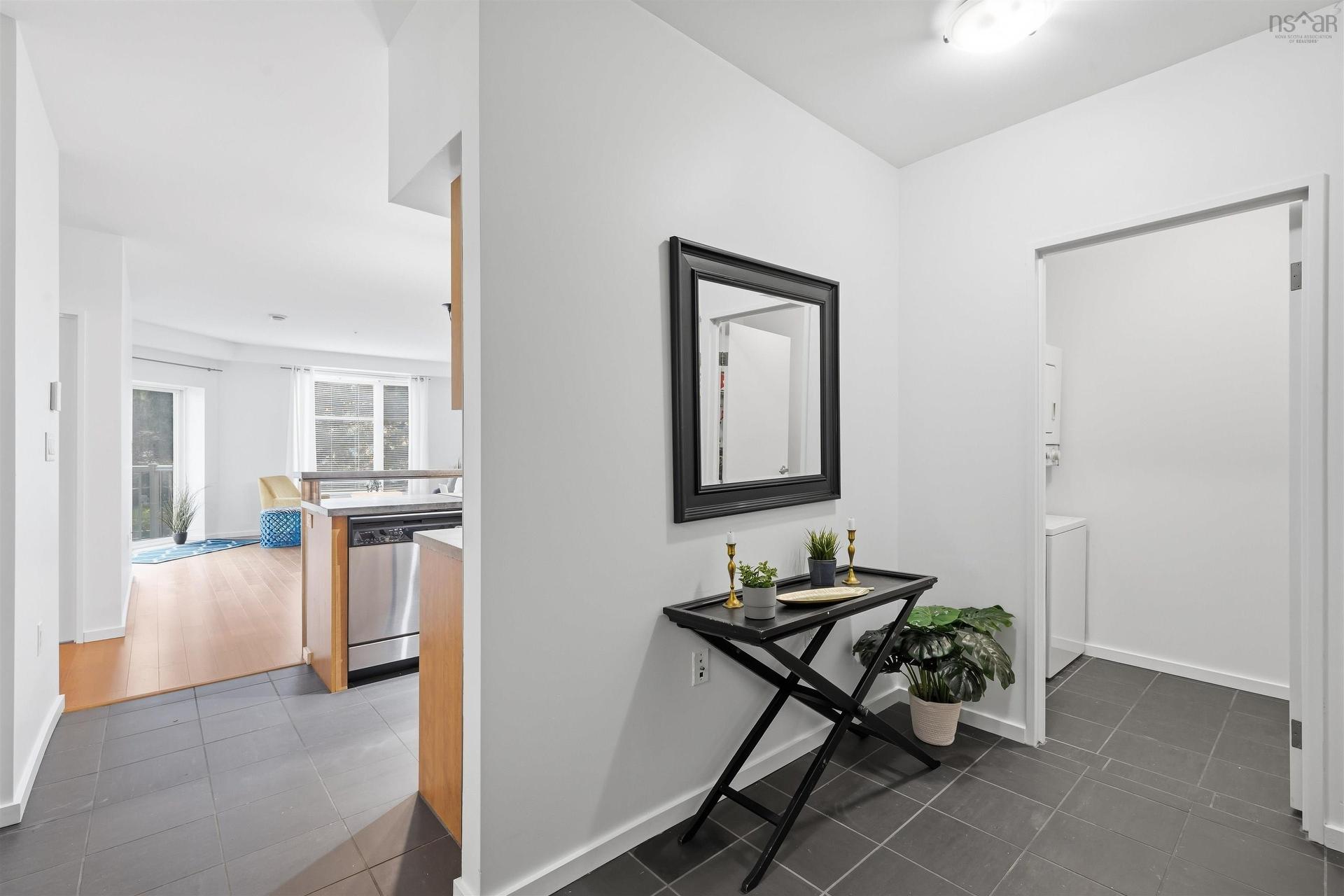 216 5221 Nora Bernard Street, Halifax Peninsula, NS