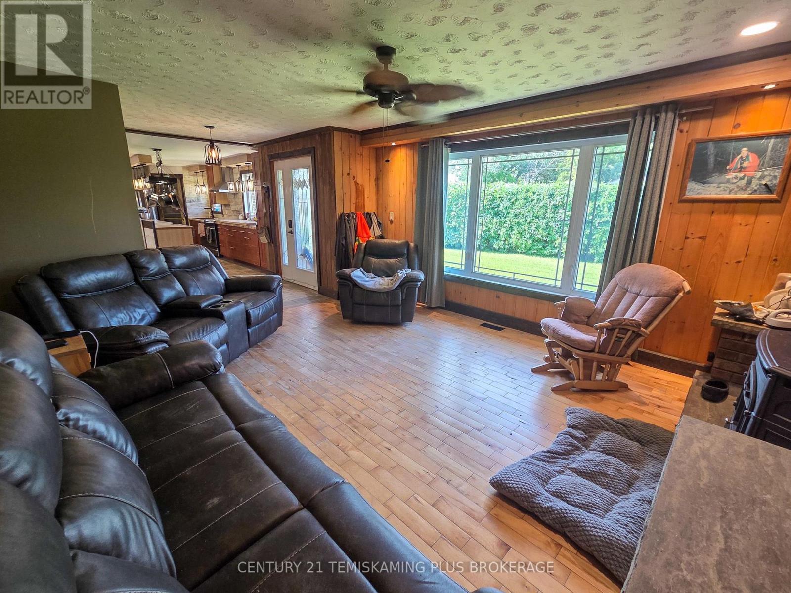 18 Main Street, Timiskaming (Tim - Outside - Rural), ON