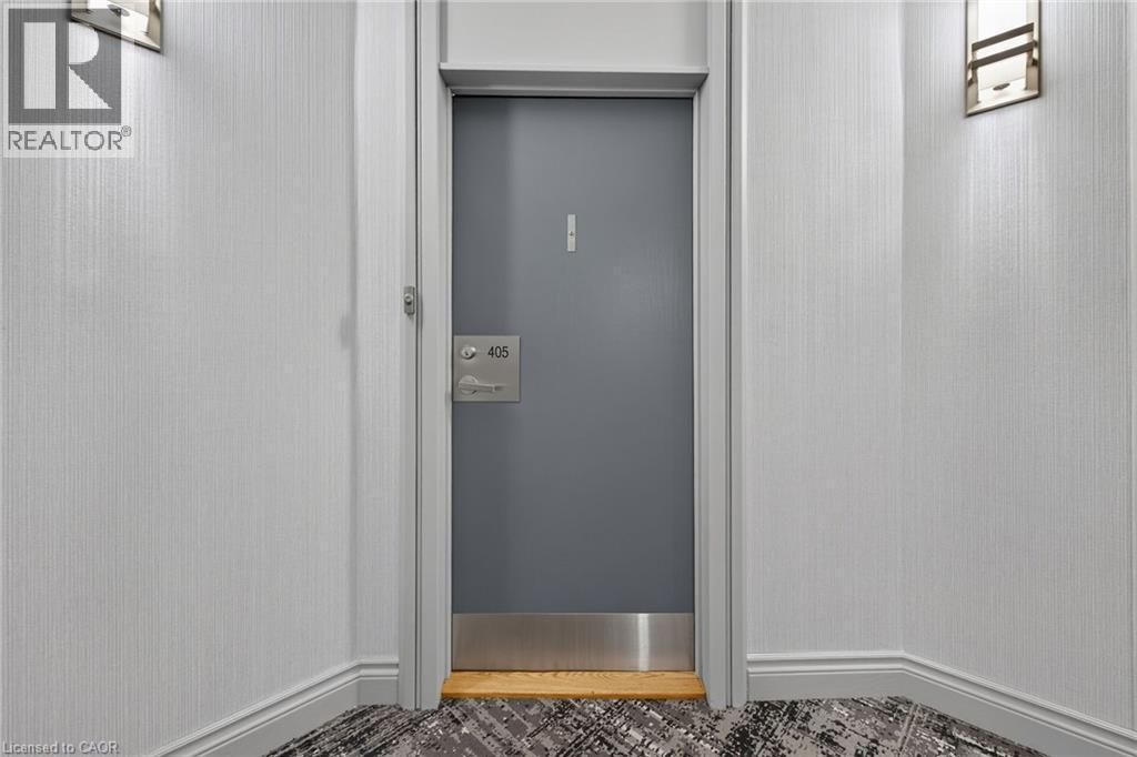 1237 North Shore Boulevard Unit# 405, Burlington, ON - Indoor Photo Showing Other Room
