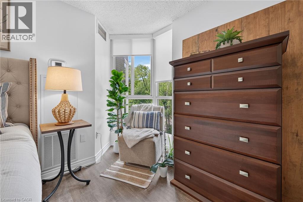 1237 North Shore Boulevard Unit# 405, Burlington, ON - Indoor