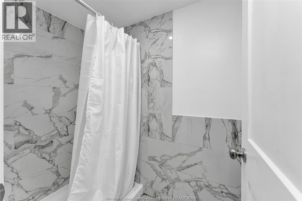 3150 Forest Glade, Windsor, ON