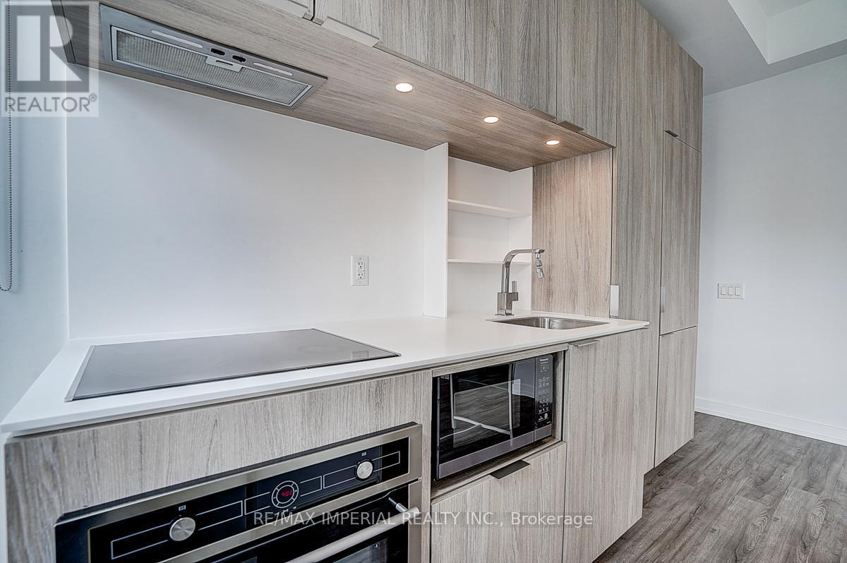 710 - 77 Shuter Street, Toronto, ON