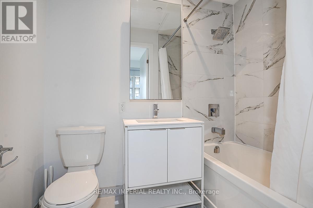 710 - 77 Shuter Street, Toronto, ON