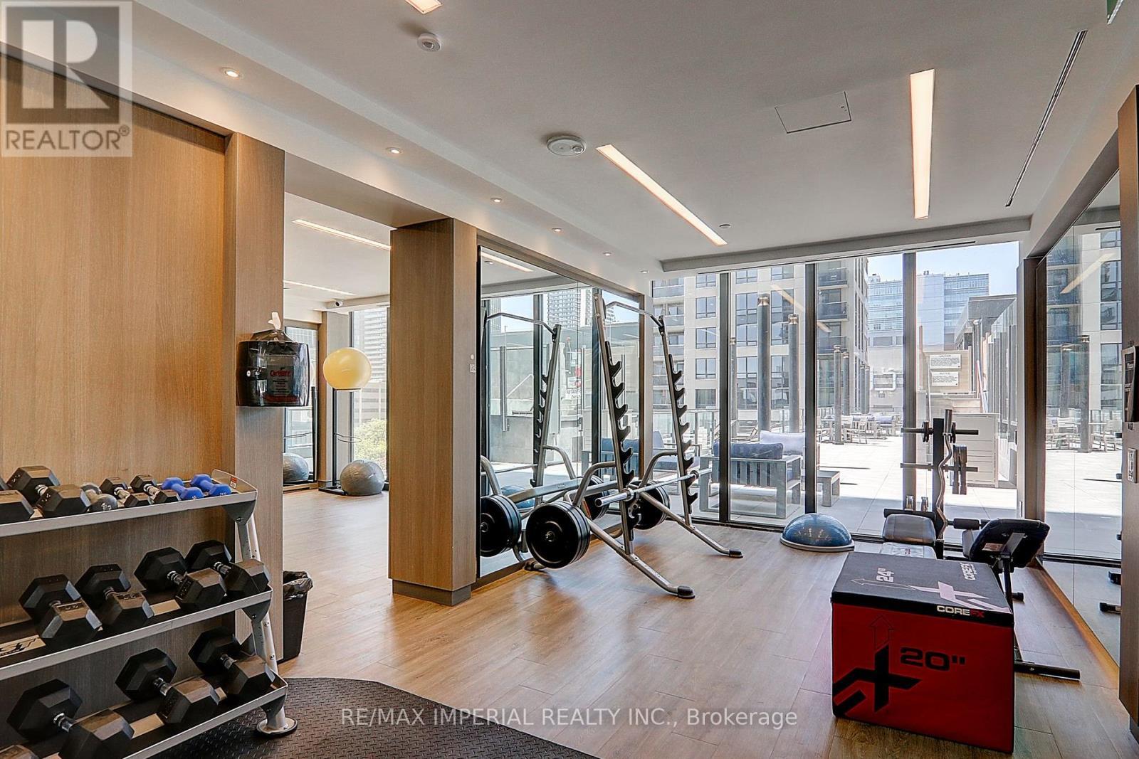 710 - 77 Shuter Street, Toronto, ON
