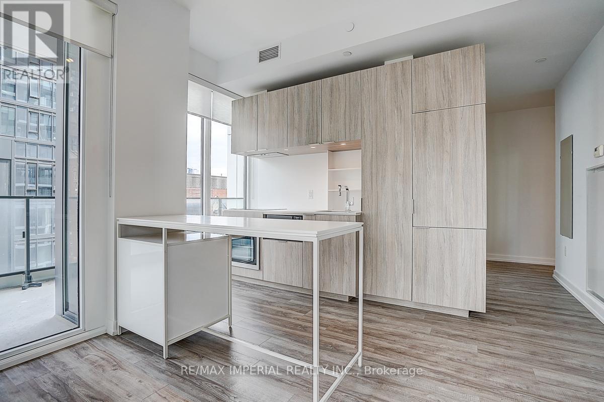 710 - 77 Shuter Street, Toronto, ON