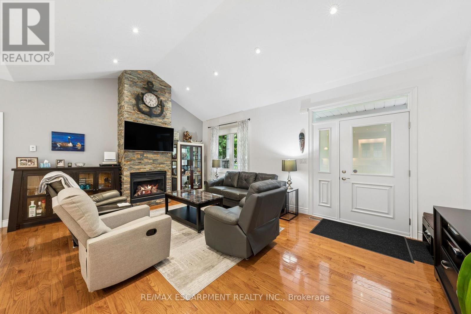 91 Wolfe Trail, Tiny, ON