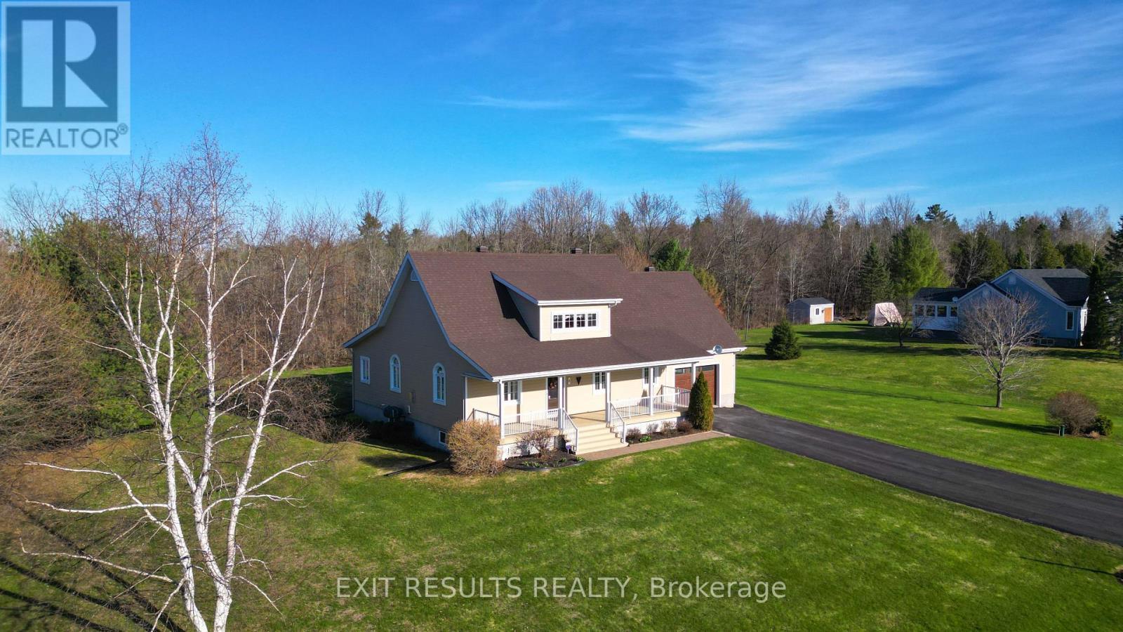 8 Ravary Street, Champlain, ON