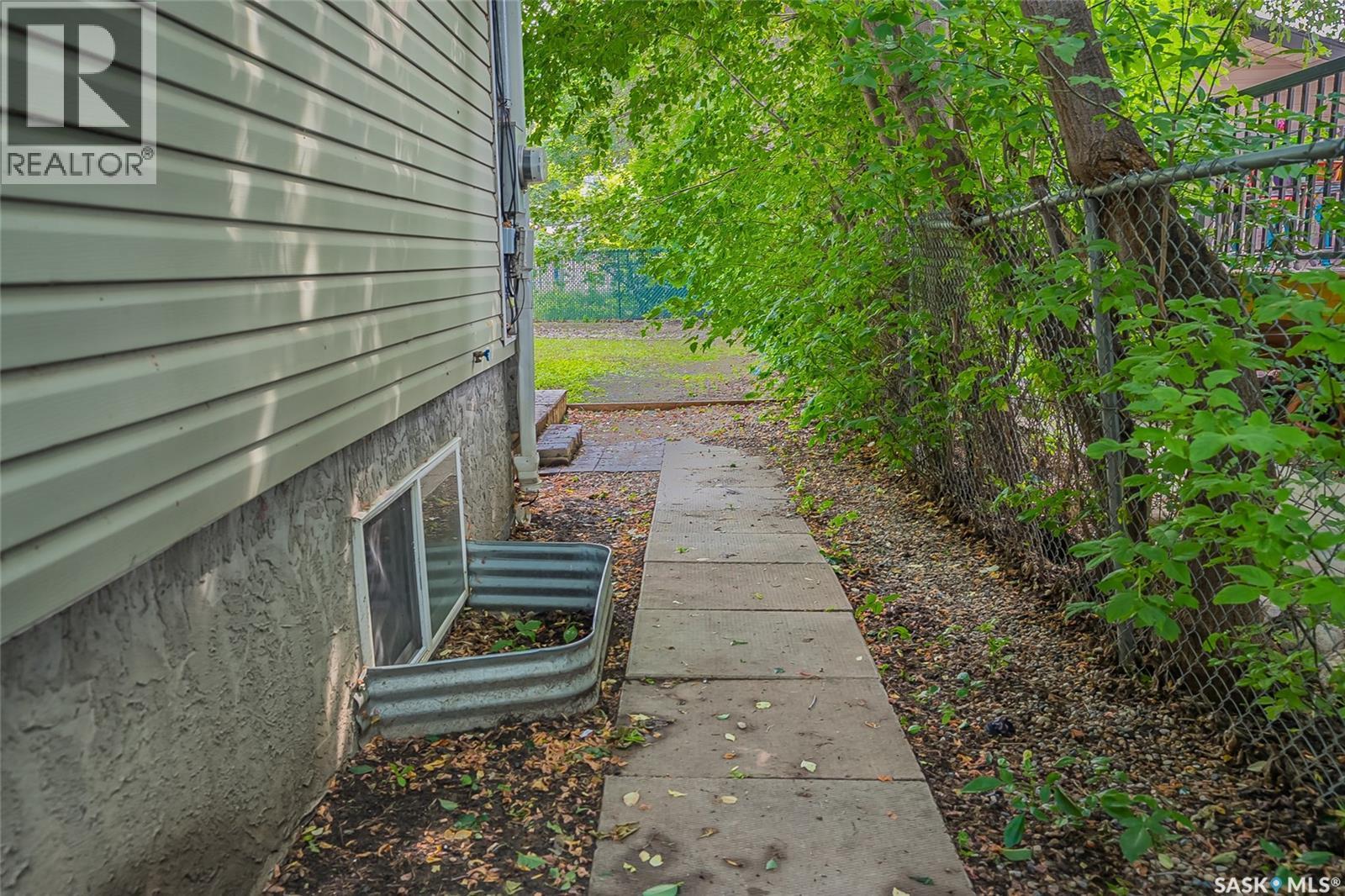 1016 K Avenue N, Saskatoon, SK