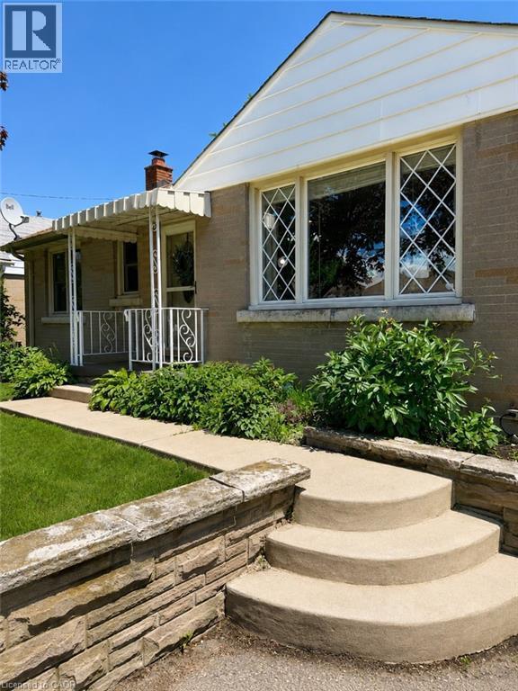355 East 36Th Street, Hamilton, ON
