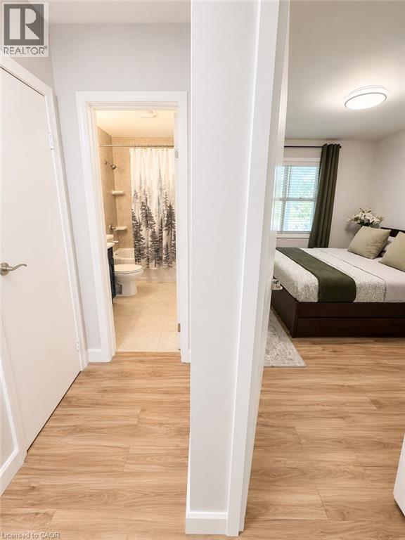 355 East 36Th Street, Hamilton, ON